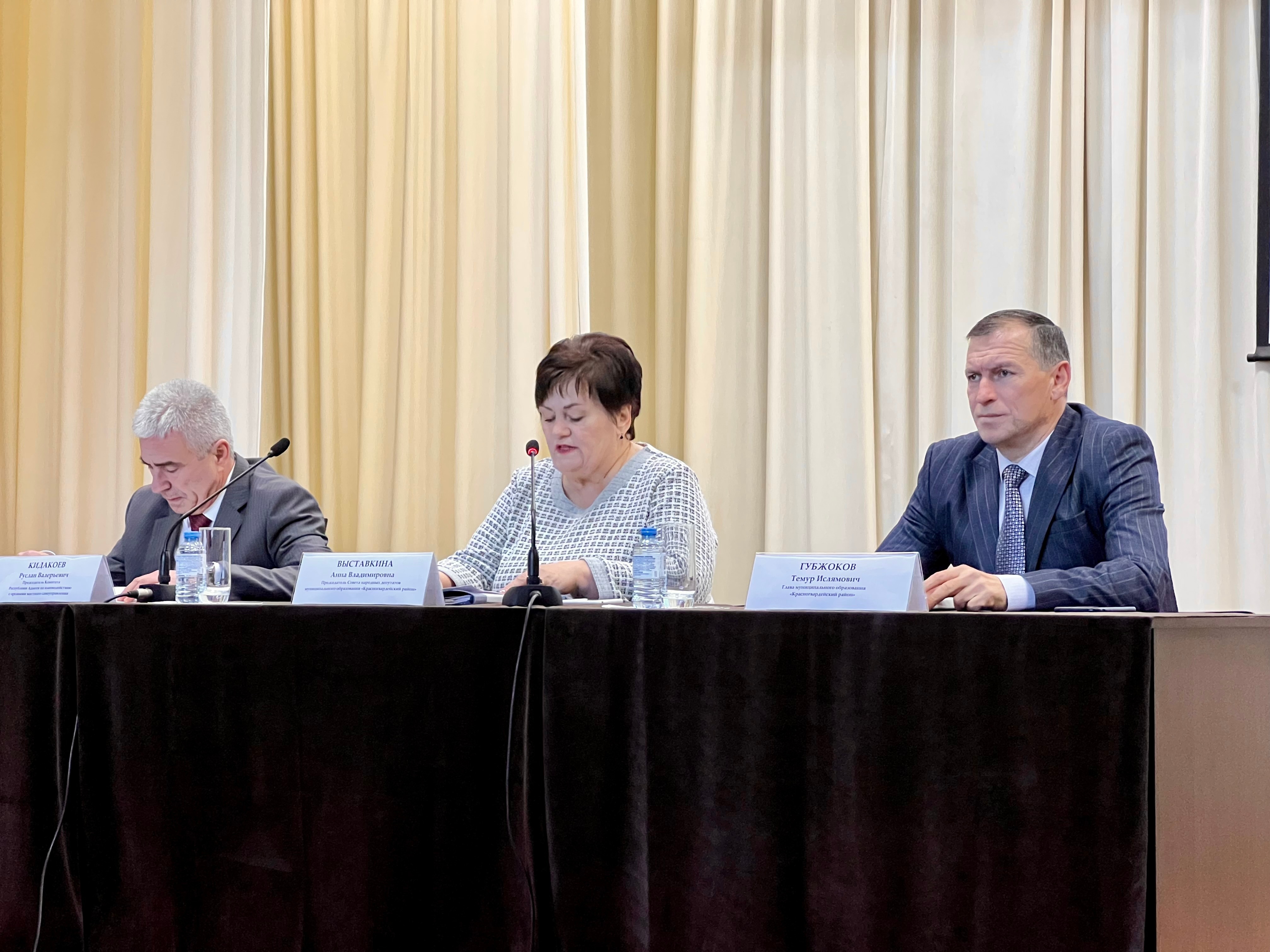 Глава района отчитался о работе.