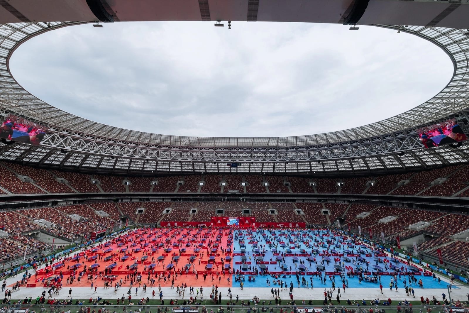 В Лужниках прошел турнир по теннису.